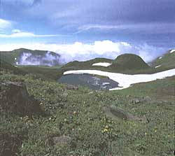 鳥海湖
